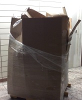 Pallet of Salvage Items&nbsp;- Items May Be Lightly Damaged,&nbsp;Broken,&nbsp;or Incomplete -&nbsp;For Parts or Repair - SEE PICS