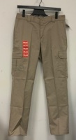 Men's Pants, Size 36x34, Appears New, Sold as is