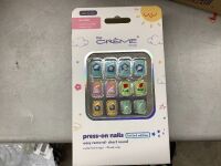 6-Pack of Press-on-nails by The Cr&egrave;me Shop