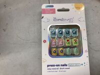 6-Pack of Press-on-nails by The Cr&egrave;me Shop