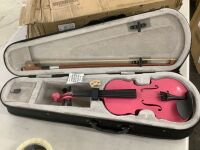 1/8 Violin with Case, Pink