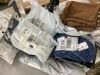 Lot of Miscellaneous Clothing Items, 24 Pieces - 4