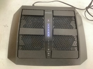 Netgear WiFi Router, Appears New, Powers Up, Sold as is