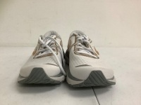 Brooks Womens Tennis Shoes, Size 8, E-Comm Return