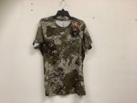 SHE Outdoor Womens Short Sleeve Tee, Large, Appears New