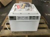 ROVSUN 12000 BTU 230V Window Air Conditioner with Heat
