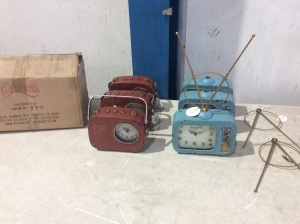 Case of (6) Seasons Direct Concepts 12" Vintage TV & Radio Clocks, 3 of Each