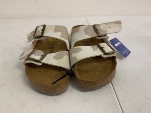 Birkenstock Sandals, M 7 W 9, E-Commerce Return, Sold as is
