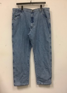 Mens Jeans, 42/30, E-Comm Return