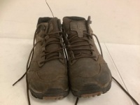 Merrell Shoes for Men, 9.5, E-Comm Return