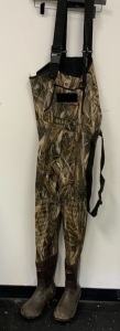 Men's Waders, Size 10R, E-Commerce Return, Sold as is