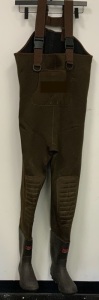 Men's Waders, Size 10R, E-Commerce Return, Sold as is