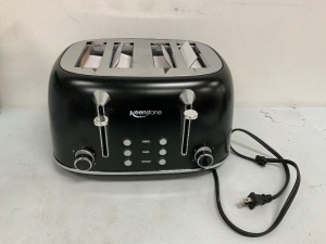 Keenstone 4-Slice Toaster, Appears New, Sold as is