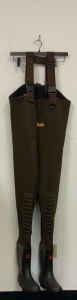 Brown Wader, Size 9R, Appears New, Sold as is