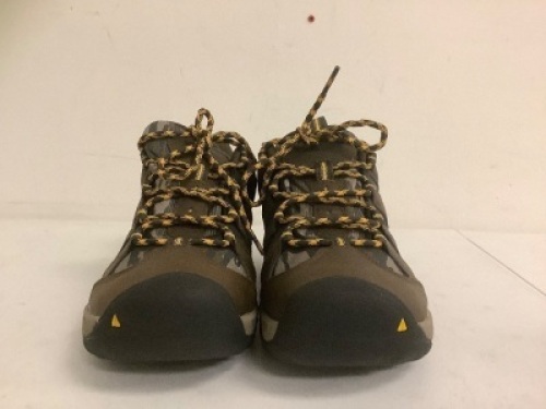 Keen Mens Shoes, 8.5, Appears New, Sold as is