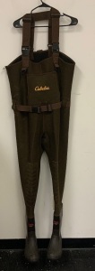 Brown Men's Waders, Size 9R, E-Commerce Return, Sold as is 