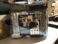 Hilden Queen Size 10 Piece Comforter Set - Navy/gray. Appears New