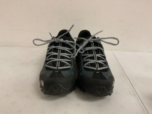 The North Face Mens Shoe, Size 11, E-Comm Return