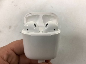 Apple Airpods, Appears Authentic, Powers Up, E-Commerce Return, Sold as is