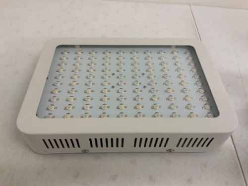 LED Grow Light, E-Comm Return, Missing Cord