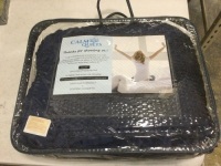 Calm Quilts 15 lbs. 48" x 72" Weighted Blanket. NEW