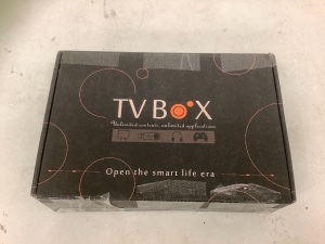TV Box Streaming Device, Powers up, E-Commerce Return, Sold as is