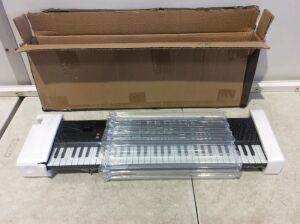 61 Key Electronic Keyboard 