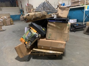 Pallet of Salvage Items for Parts or Repair