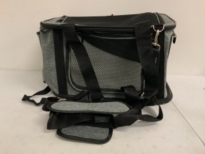 Pet Carrier, Appears new, Sold as is