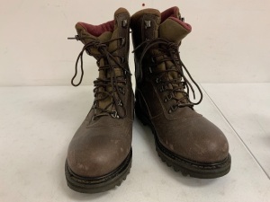 Mens Boots, 10.5D, E-Commerce Return, Sold as is