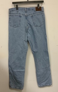 Mens Jeans, 38x32, E-Commerce Return, Sold as is