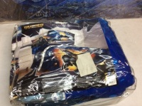 Batman Twin Size Comforter. Appears New. E-Commerce Return