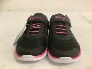 Champion Girls Shoes, 7.5W, Appears New, Sold as is