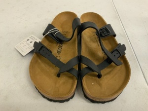 Birkenstock Sandals, M6 W8, Appears New, Sold as is