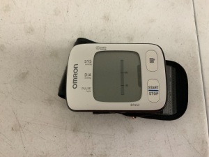 Omron Wrist Blood Pressure Monitor, E-Commerce Return, Sold as is