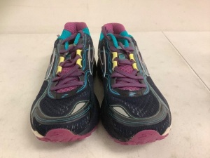 Brooks Womens Shoes, 8B, Appears New, Sold as is