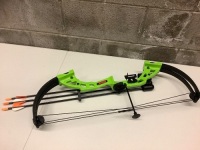 Bear Brave Youth bow - Missing 1 arrow
