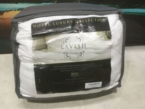 Hotel Luxury Collection Hypoallergenic&nbsp;Down Alternative Comforter, Queen