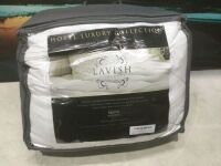 Hotel Luxury Collection Hypoallergenic&nbsp;Down Alternative Comforter, Queen