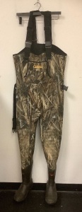 Mens Waders, 10R, E-Commerce Return, Sold as is