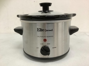 Elite Slow Cooker, Powers Up, Appears New, Sold as is