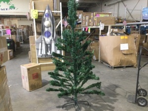 Pre-Lit Artificial Christmas Tree. Approx. 6 ft