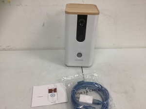 Smart Cam Treat Dispenser, Powers Up, E-Commerce Return, Sold as is