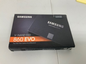 Samsung V-Nano SSD 860 EVO 500GB, E-Comm Return