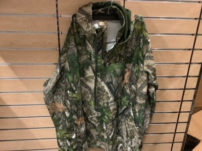 Red head Camo Jacket, Size Large