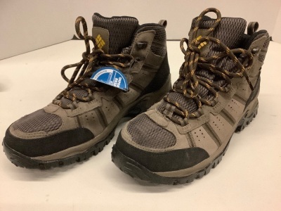 Columbia Hiking Boots, Size 9.5