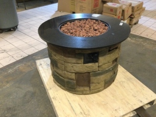 Bond Signature 36.6-in W 50000-BTU Brown Composite Fire Table. Appears to be in excellent condition.&nbsp;Cover has holes.&nbsp;
