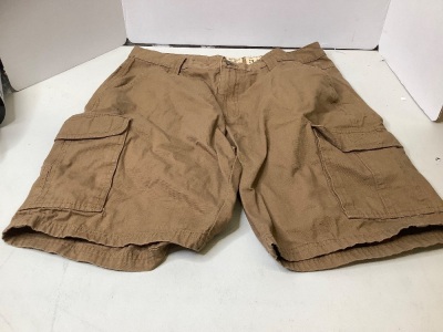 Red Head Men's Tan Shorts, Size 34