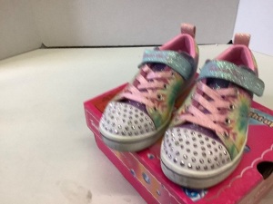 Twinkle Toes by Skechers, Girls Size 13.5, Ecommerce Return, Lightly Used