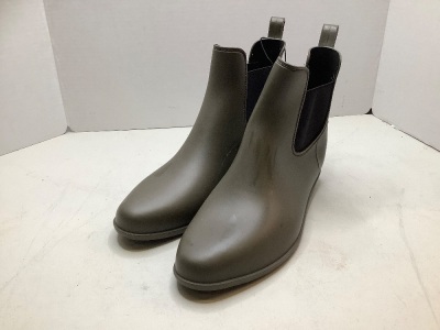 A New Day, Women's Rubber Boots, Size 11, Ecommerce Return, Appears New